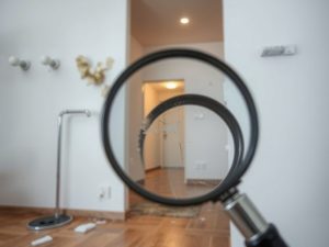 Lista usterek po remoncie mieszkania w bloku: jak wykryć fuszerki i zabezpieczyć się przed kosztami napraw